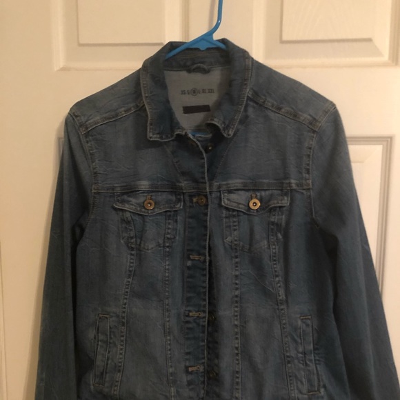 Jacket - Picture 2 of 4